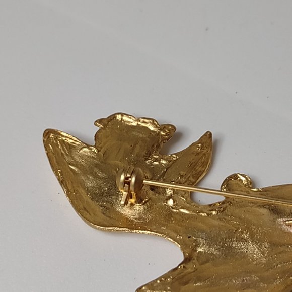 Gold Tone Metal High Heel Shoe Brooch - Picture 12 of 12